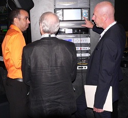 Leif Claesson talks to customers about the Omnia.11+