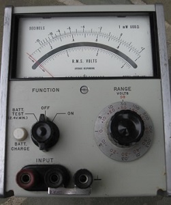 HP 403B Voltmeter