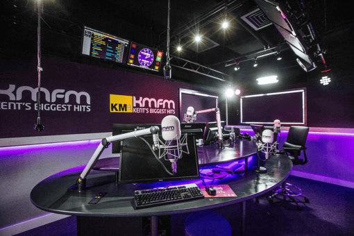 kmfm studio