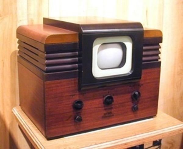 RCA TT-5 TV Set from 1939